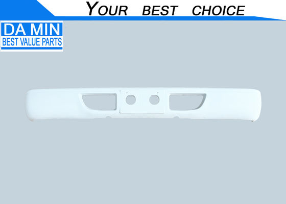 NHR NKR Bumper 8975824230 Chế độ 1994 Chiều dài 1680mm Không có đèn sương mù Isuzu Chiếc xe tải nhẹ